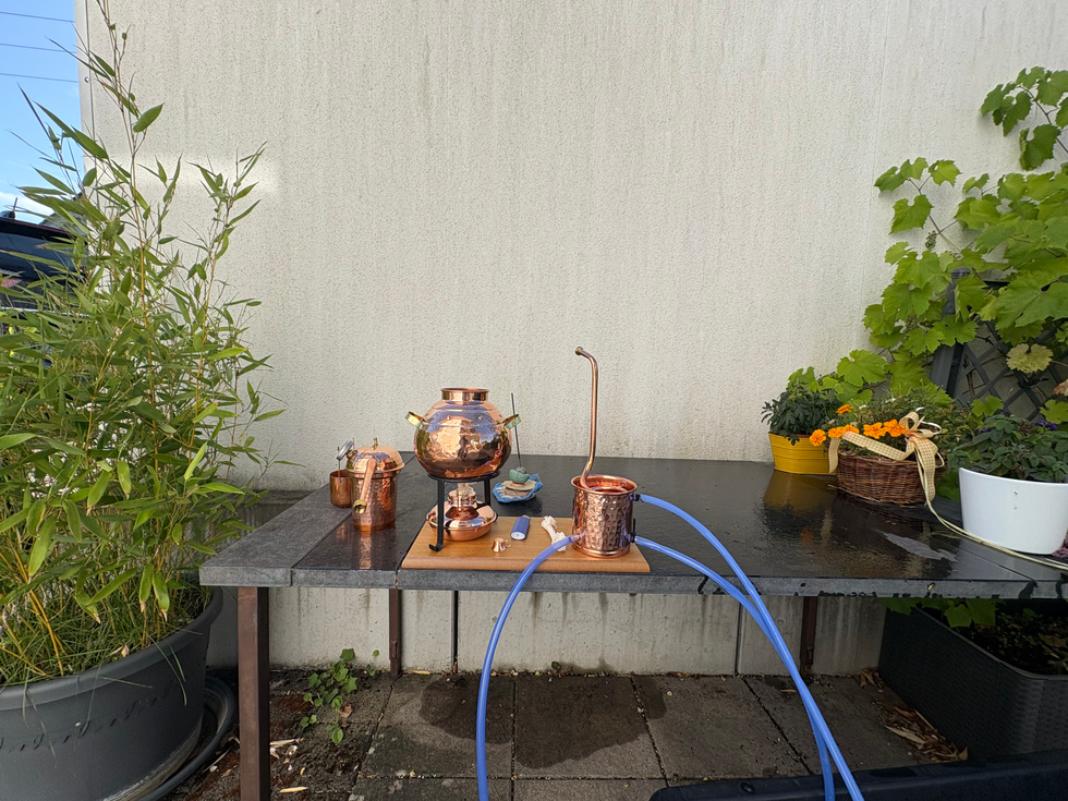 Distillation machine