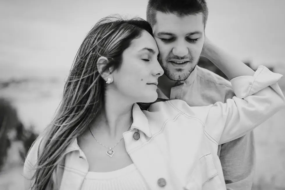 | Seba Iglesias | Fotografía de casamientos en Uruguay | Fotografía Bodas en Montevideo y Punta del este | Retrato de Pareja en Preboda en la Playa En Invierno | Seba Iglesias | Fotografía de casamientos en Uruguay | Fotografía Bodas en Montevideo y Punta del este |