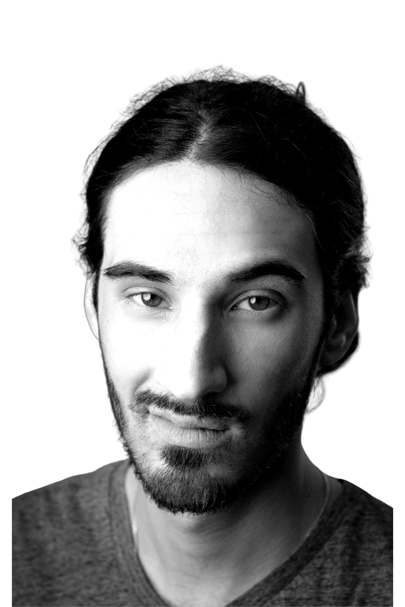 maui transparent bg_edited.png