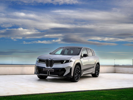 BMW iX3: First Neue Klasse Model with M Performance Parts.