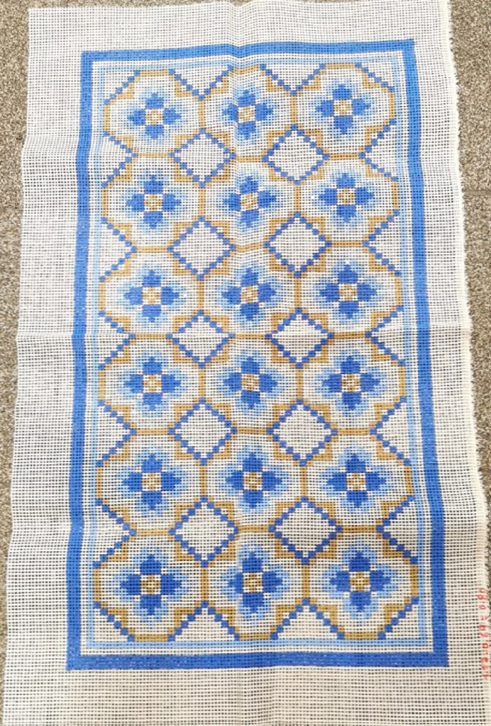 Tela de Tapete Arraiolo Na Talagarça Para Bordar 80