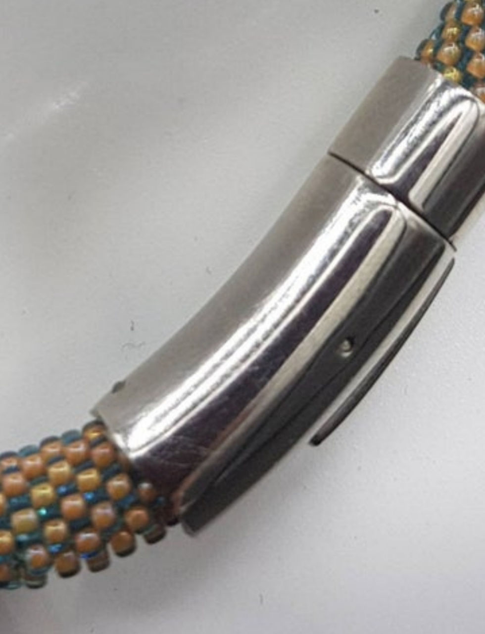 Thumbnail: Crochet pearl necklace