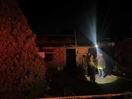 Brigadistas de Huauchinango atienden explosión e incendio por acumulación de gas