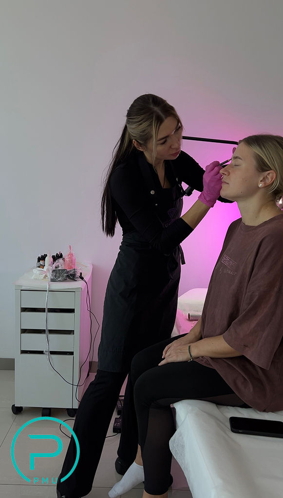 Permanent Makeup Procedure Performed in a Licensed Clinic in Dubai
