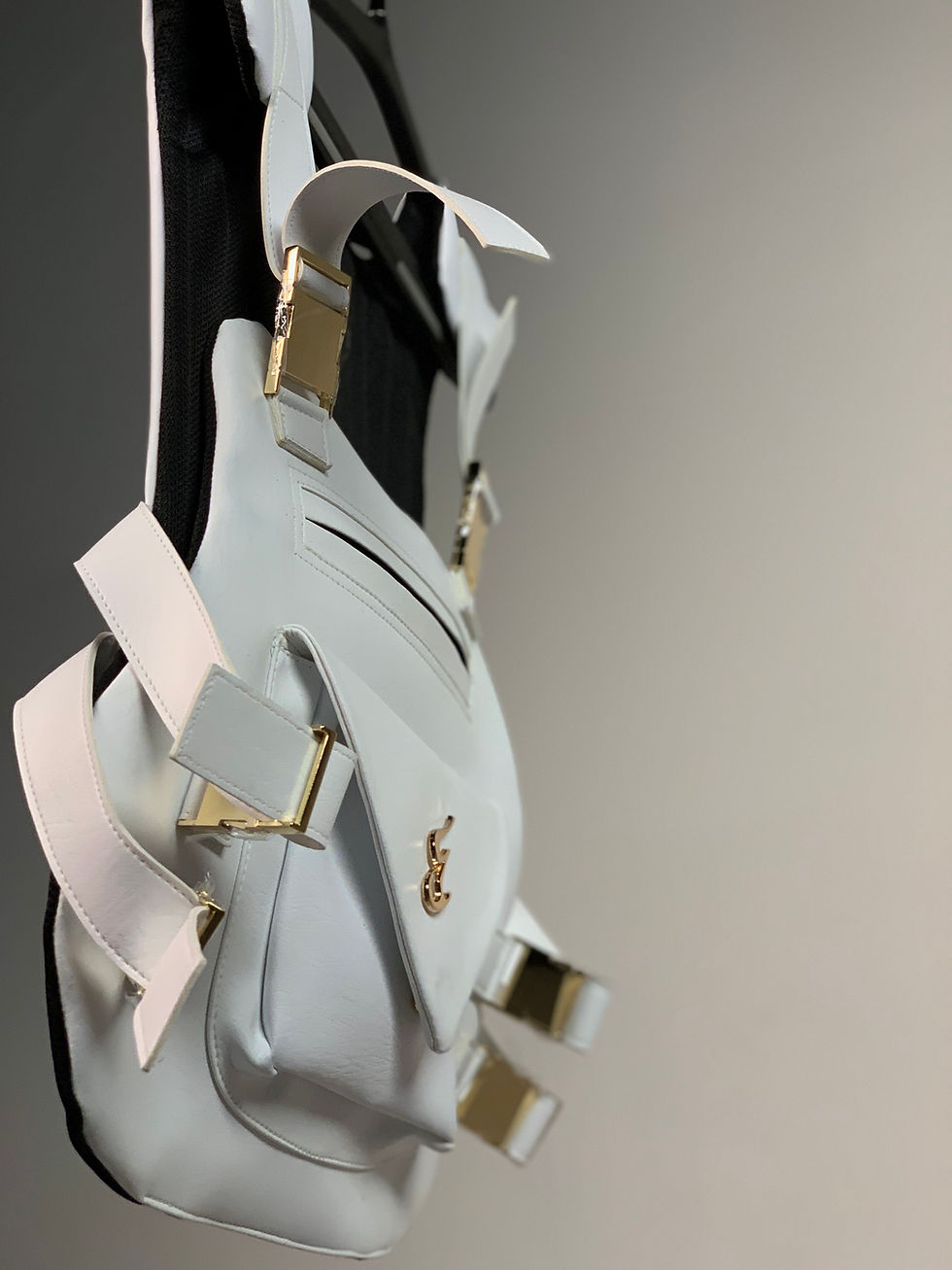 Miniature : THE MOTO VEST PACK (VEGAN LEATHER)