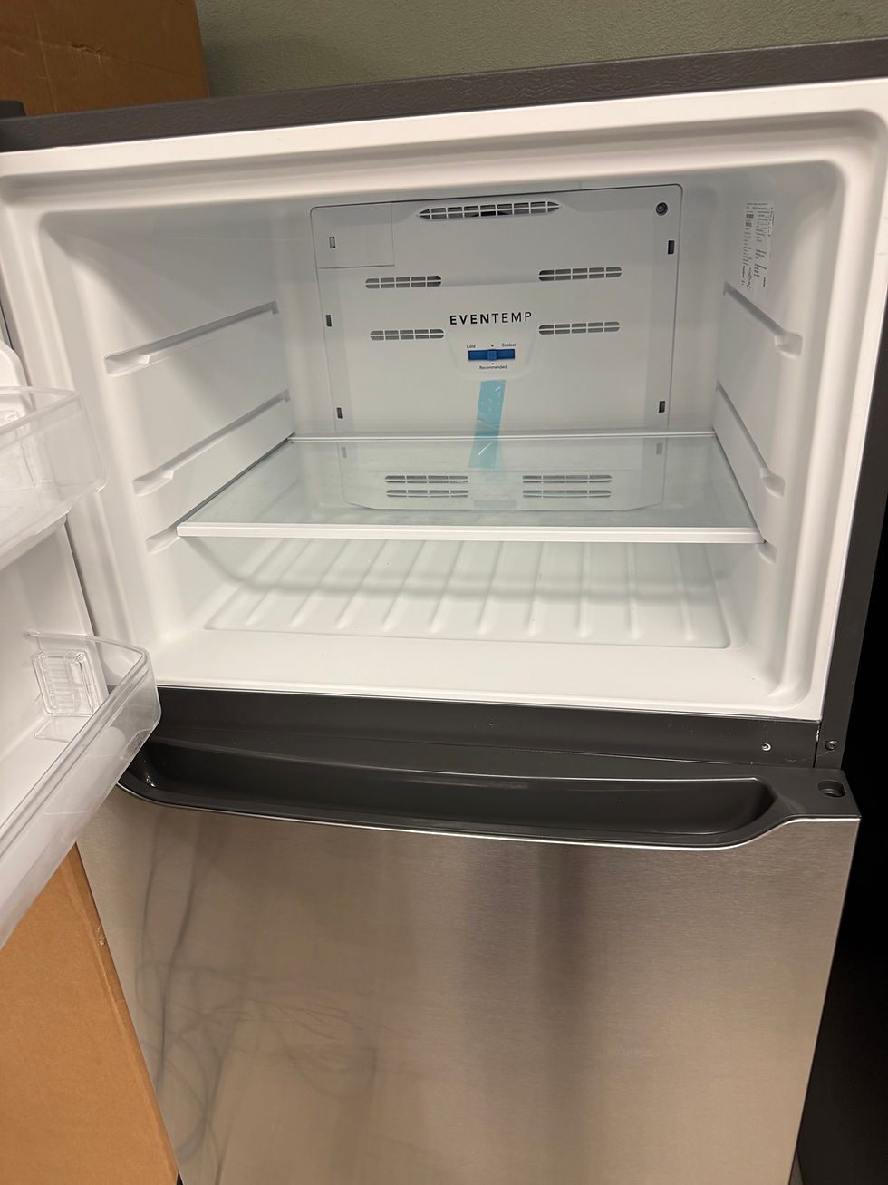 Thumbnail: Frigidaire 20 cu. ft. Garage Ready Top Freezer Refrigerator