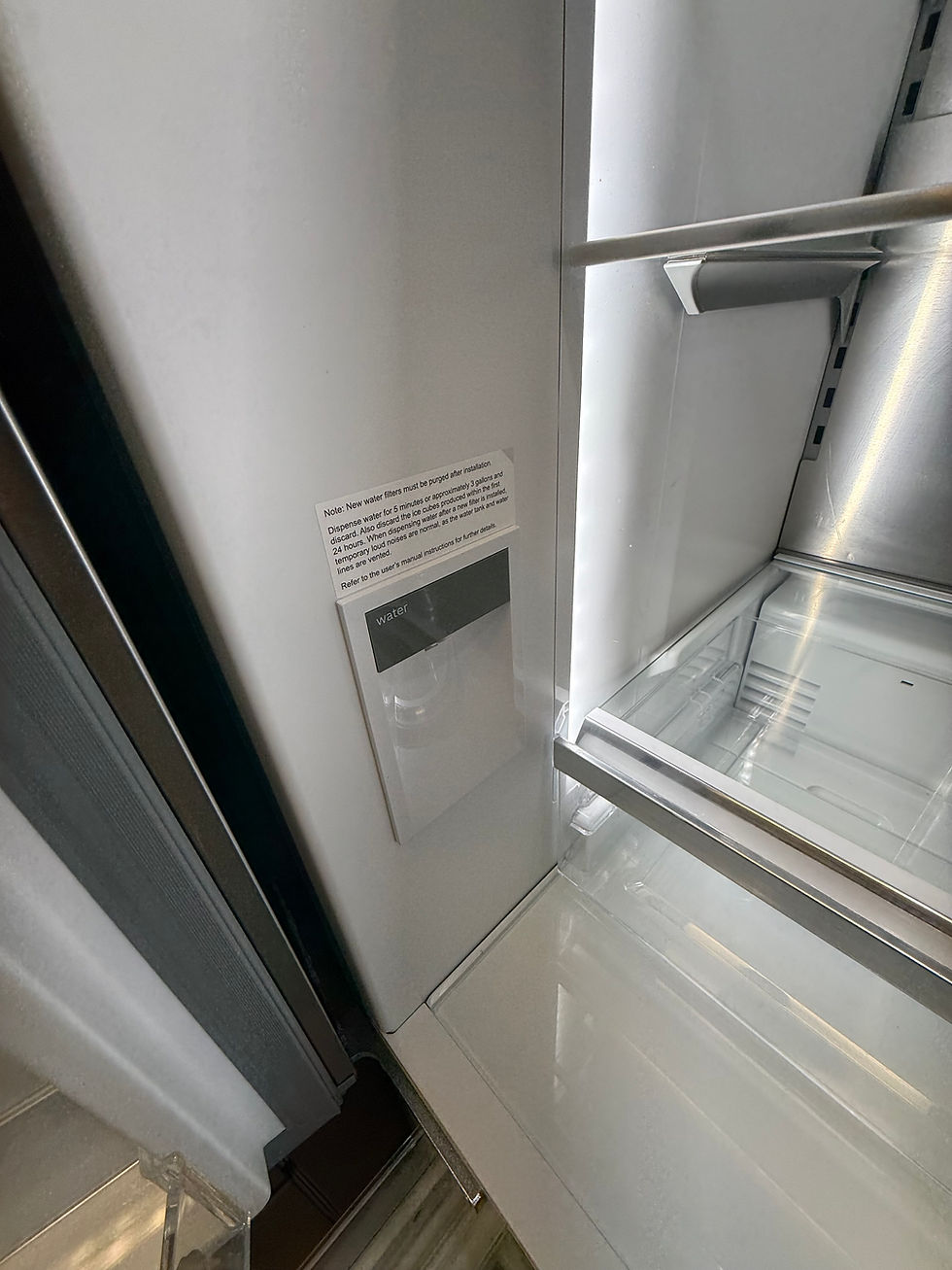 Thumbnail: Bosch 800 Series 20.5 Cu. Ft. Counter-Depth 4-Door French Door Refrigerator