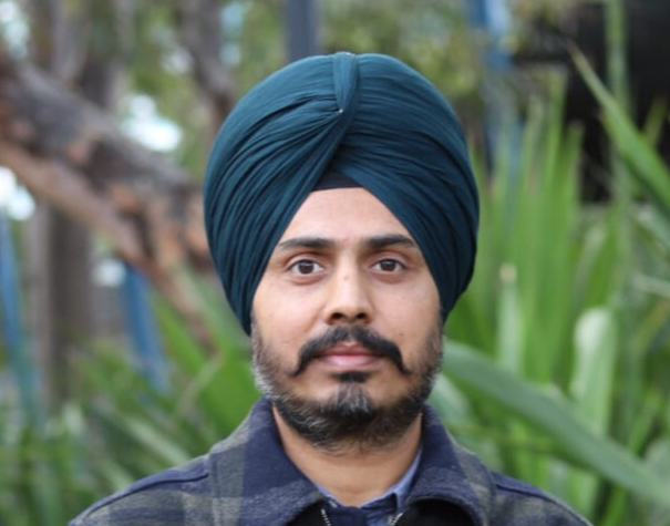 Writer: Social Connections