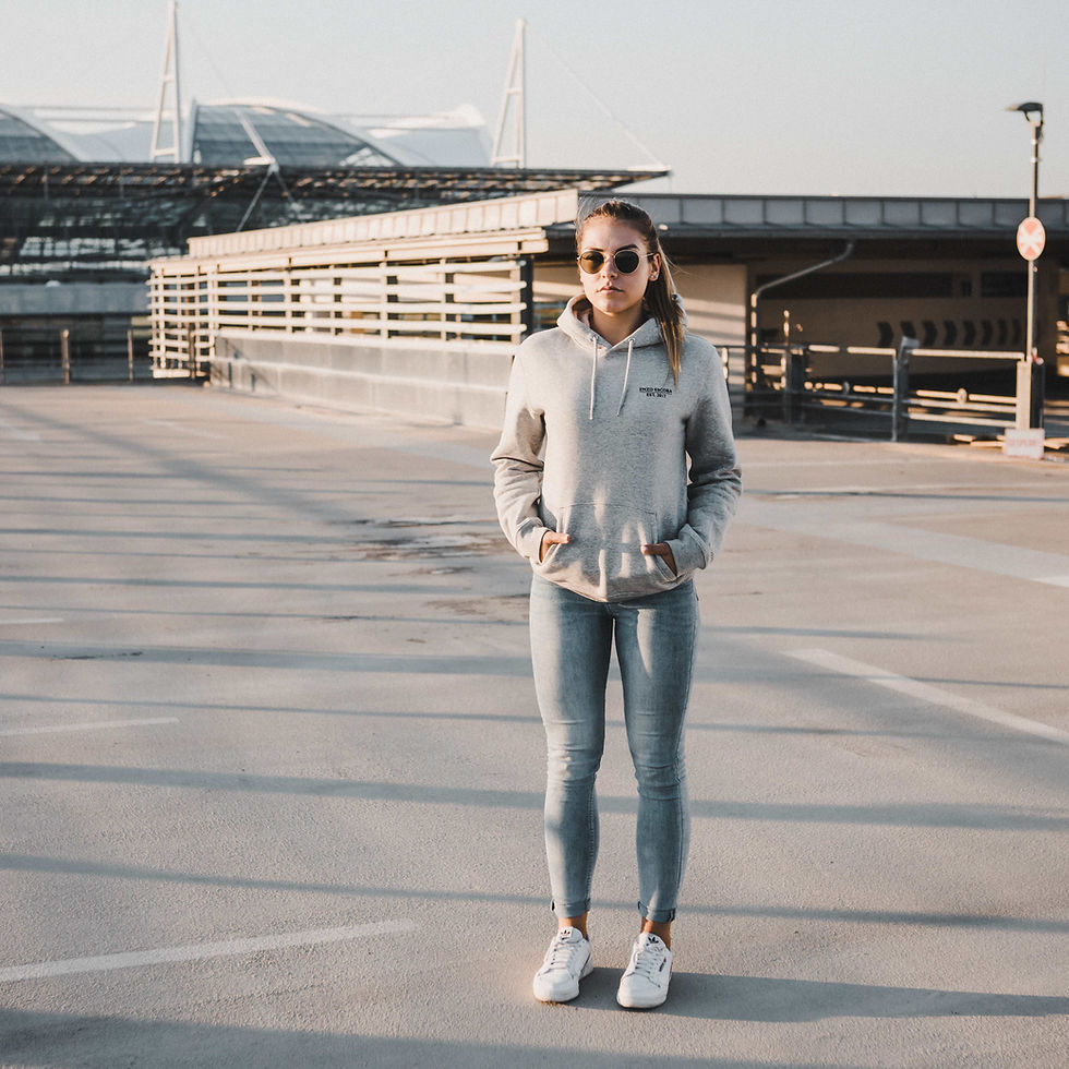 Thumbnail: WOMEN'S ORGANIC COTTON HOODIE "GLOBE"