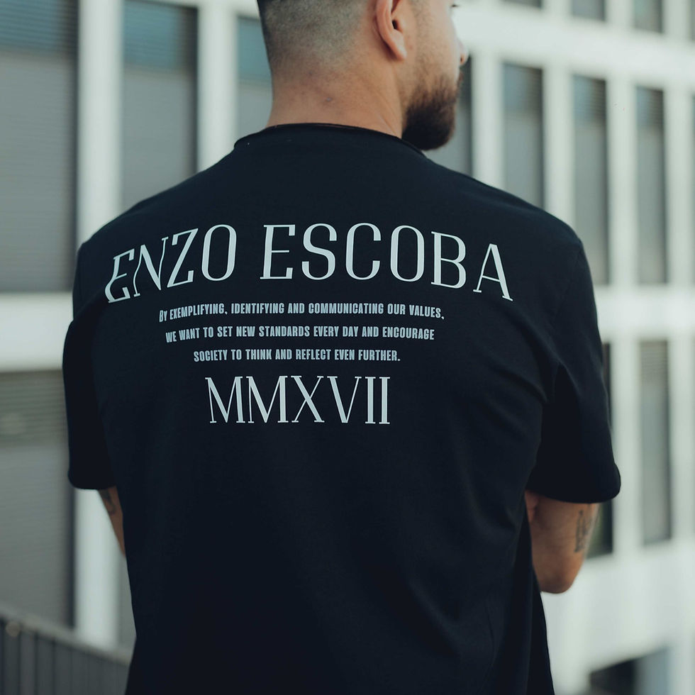 Miniaturbild: Produkt: Herren Bio-Baumwoll T-SHIRT "EE FACILE", schwarz, von hinten