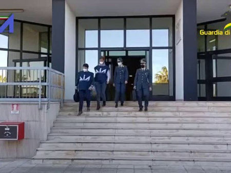 Puglia, operazione “Levante”: 75 misure cautelari per riciclaggio, frodi fiscali e droga