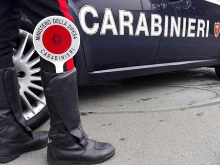 Sammichele, famiglia tenuta in ostaggio