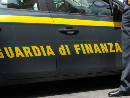 Acquaviva, bancarotta fraudolenta arrestati due imprenditori
