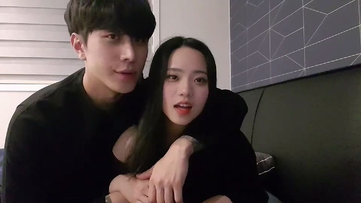 HoYa Collab: Bold & Active Girl 🌶️