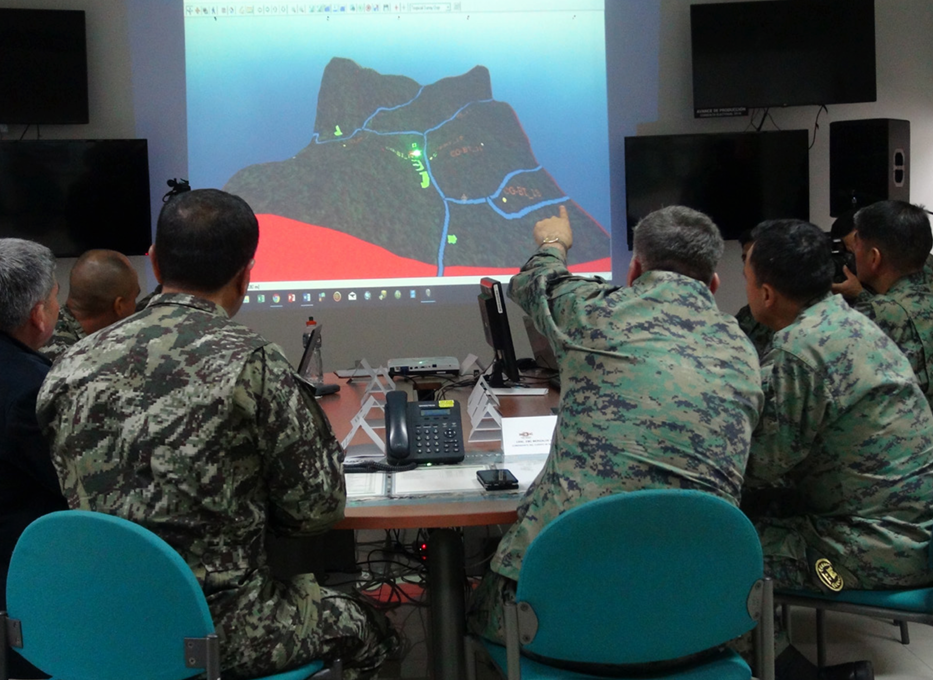 Operações conjuntas entre equipes peruanas e equatorianas, abril de 2021. ©Ejército de Ecuador