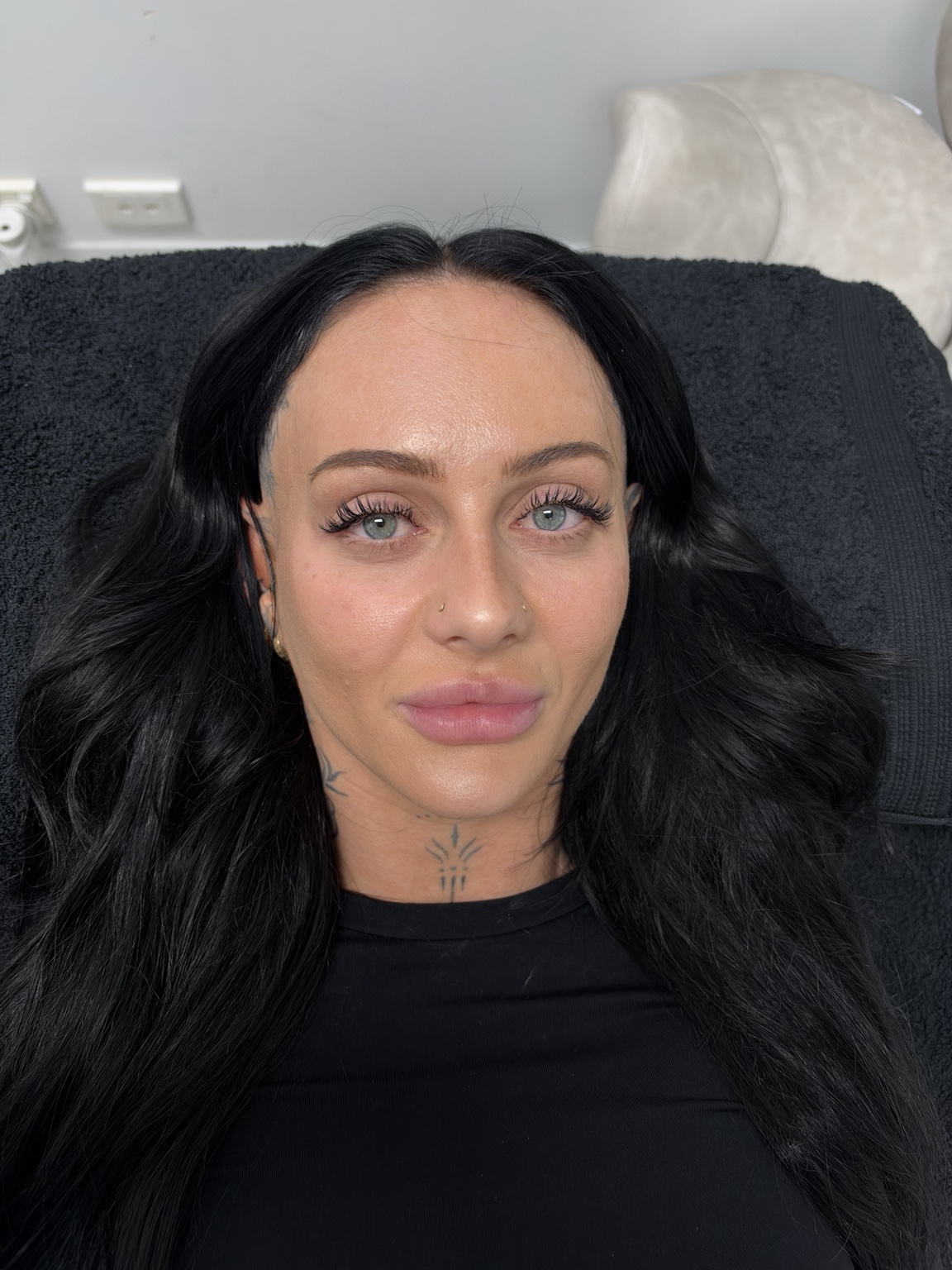 Wet set lash extensions