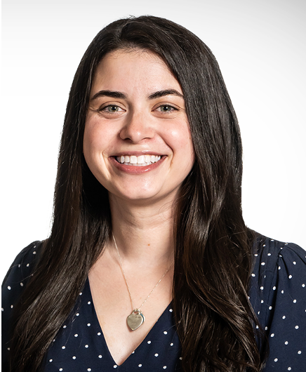 Dr. Marisa Egan is a CAMB-MVP alumnus who started her own lab as an Assistant Professor of Biology at Swarthmore College in August of 2024. Dr. Egan’s lab studies how non-pathogenic and pathogenic Escherichia coli (E. coli) sense and respond to their environments using regulatory molecules, like non-coding small RNAs.