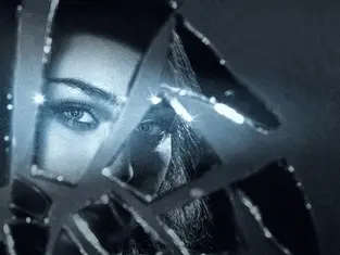 Riff-Ridden Resilience: Hard Rock's Mental Maelstroms with Avalon Stone's 'Drag Me'