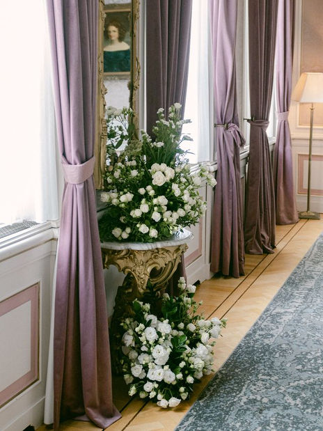 Romantic Wedding Flowers at Pulitzer by Katya Hutter Floral Design