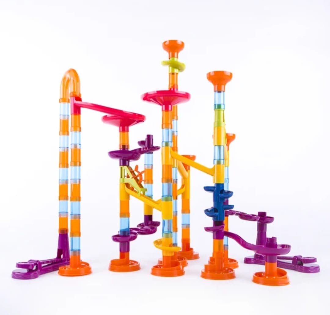 🧩 Circuito de Canicas – Torre de Recorrido