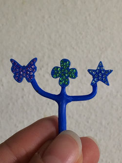 Pietre incassate su cera