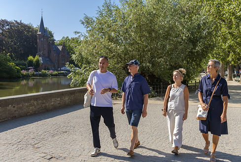 Private walking tour guide in Bruges historic center