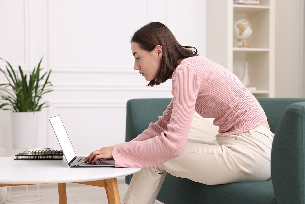 Cómo influye la postura corporal en tu mordida: una conexión poco conocida