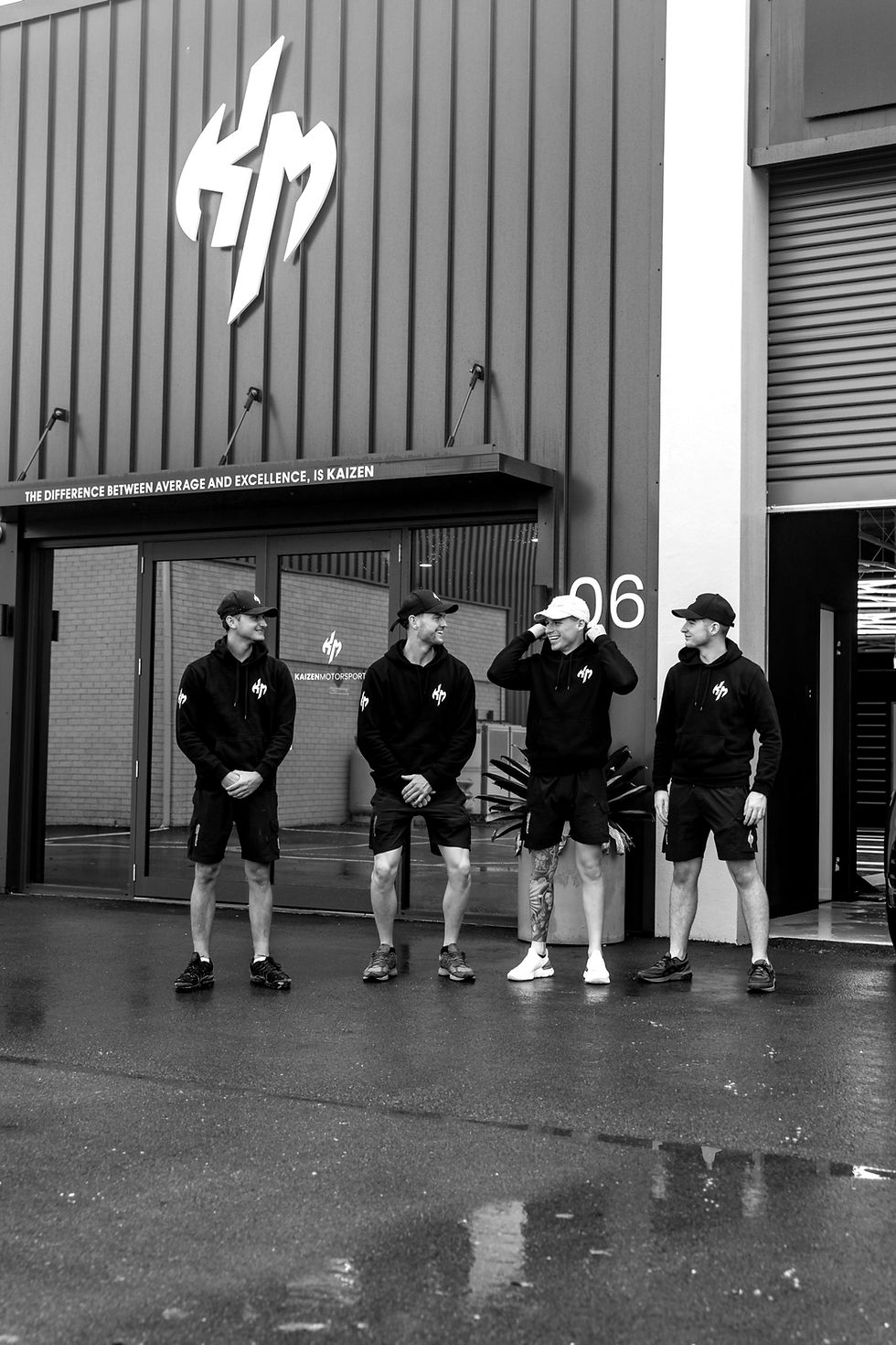 Team photo of kaizen motorsports on the Gold Coast