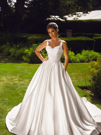 PHOENIX GOWNS
PH3143 Satin Ballgown with Pearl
£1400