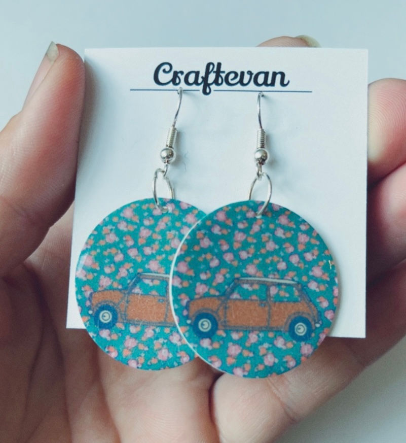 Thumbnail: Retro mini dangle earrings