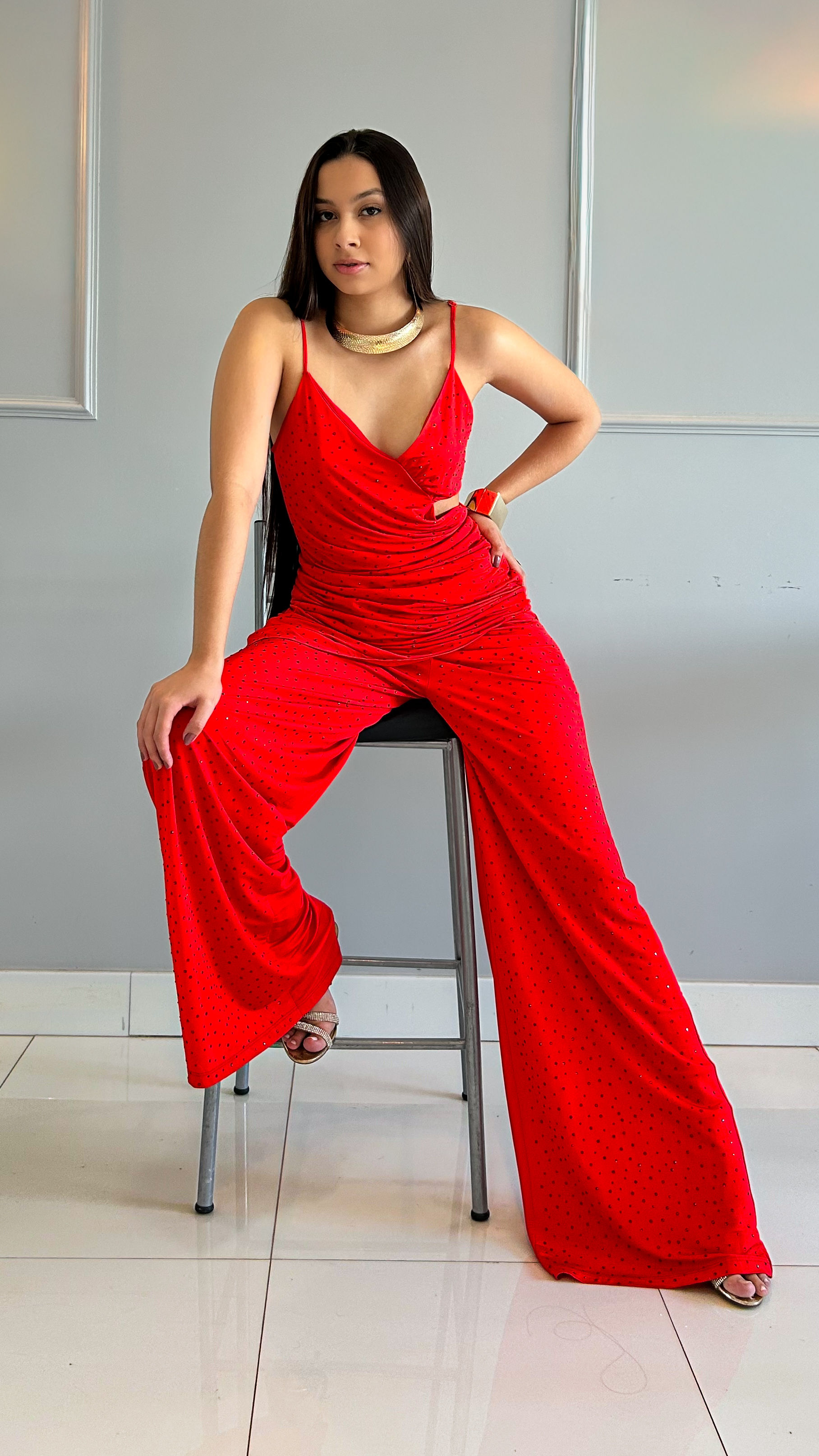 Calça vermelha malha com strass