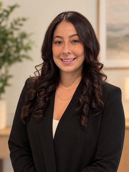 Professional headshot of Yasmine Gonzalez, Associate Marriage and Family Therapist at Center For Mental Resilience