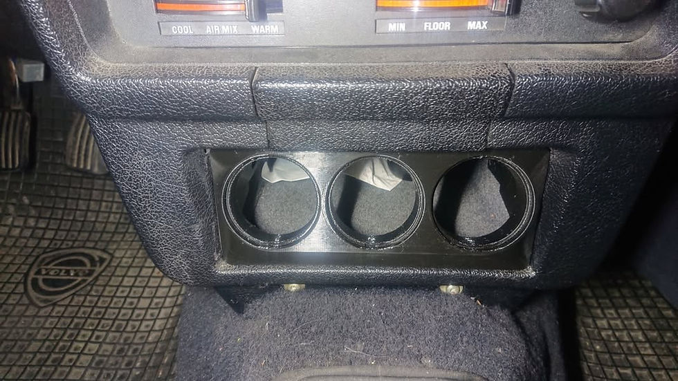 Miniatyrbilde: Volvo 240 lower gaugepod gearstick location