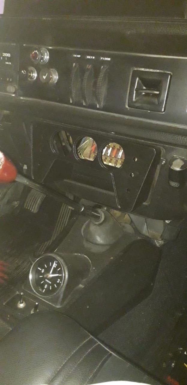 Miniatyrbilde: Volvo 140 switchpanel\ gaugepanel under dash Long and Short gearstick version