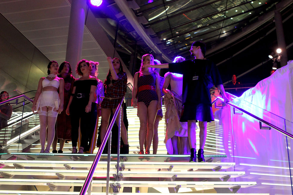 Cast for Vincent op Vrijdag performance, Van Gogh Museum