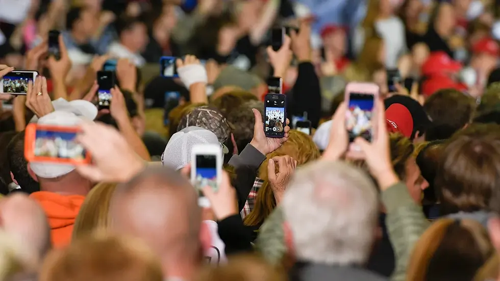 Digital Crowds, Building Cadres: Reinventing Communist Praxis in the Age of Data Politics