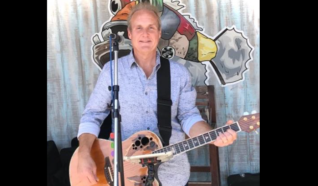 Live Music with Chris Warner