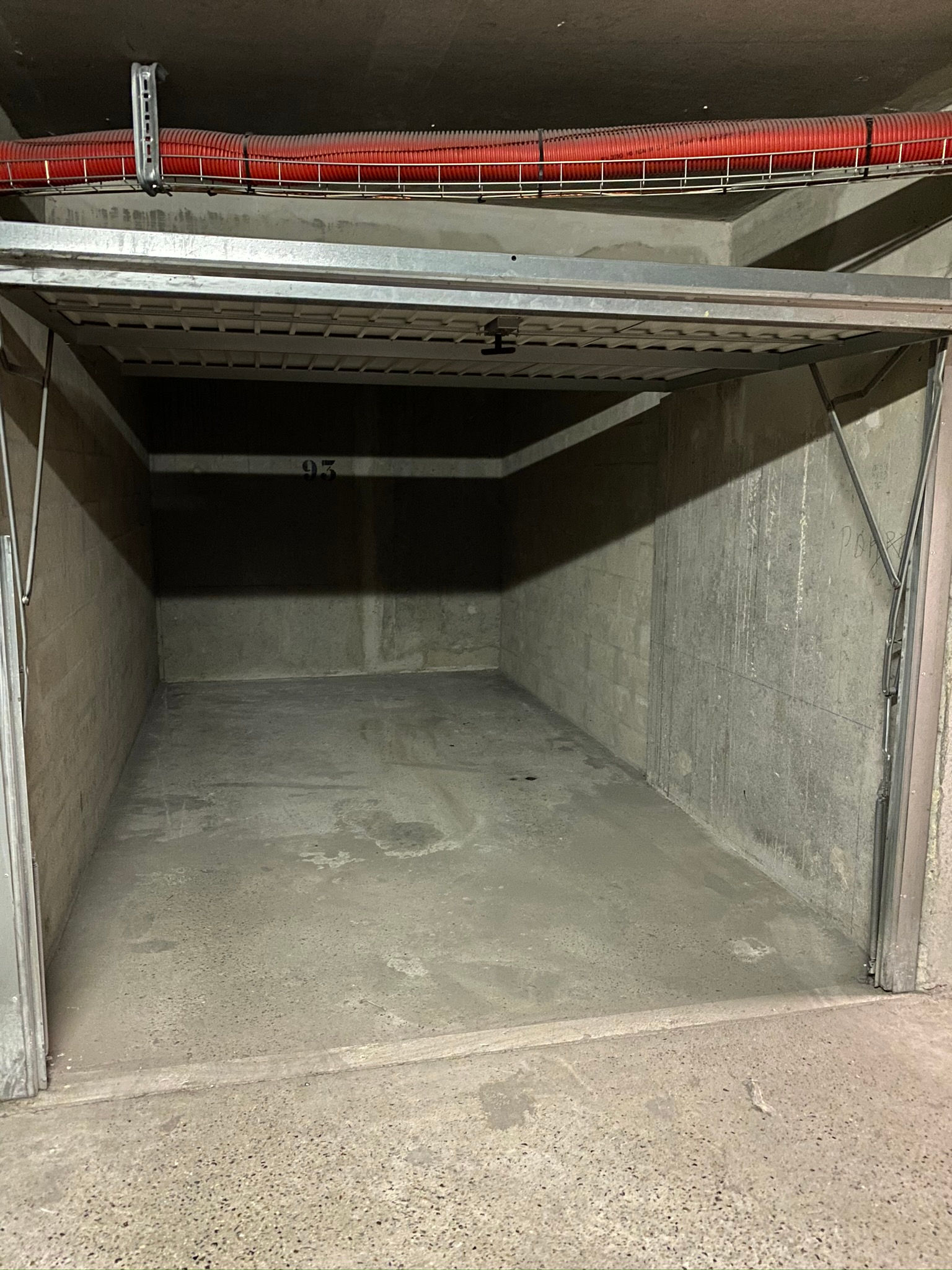 Box 13 m² - Bobigny