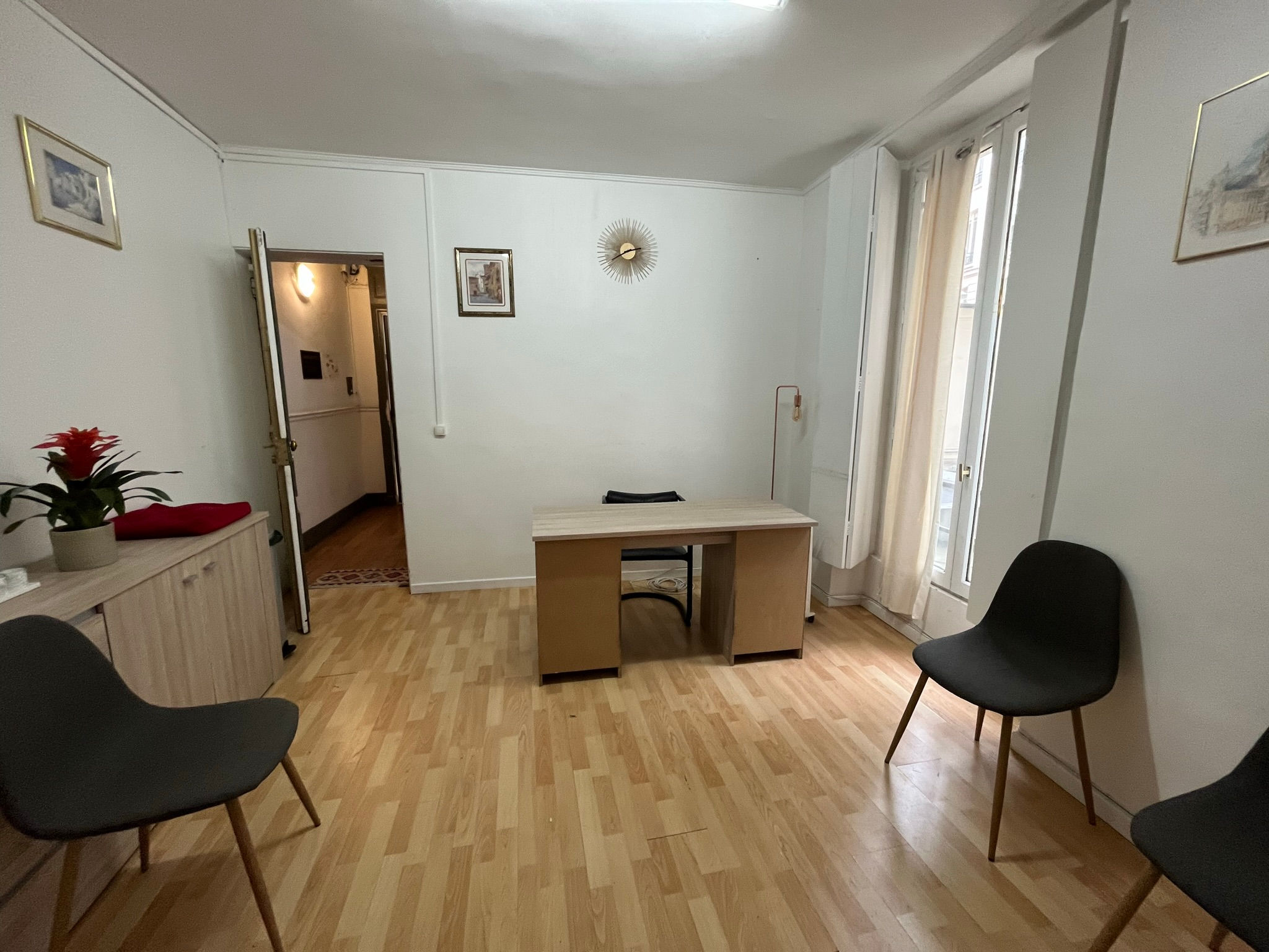 Bureau 52 m² - Paris 3e (Temple/République)