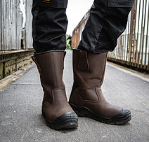 Safety PPE Libya; Akeel Safety Libya PPE solutions; personal protective equipment Libya; workwear Libya; industrial safety equipment Libya; respiratory protection Libya; gas detection Libya; gas detectors Libya; SCBA Libya; self-contained breathing apparatus Libya; full face masks Libya; half face masks Libya; portable gas detectors Libya; fixed gas detectors Libya; H2S gas detection Libya; hydrogen sulfide detectors Libya; CO gas detectors Libya; methane gas detectors Libya; oxygen deficiency detectors Libya; VOC detectors Libya; industrial workwear Libya; oil and gas PPE Libya; oil field safety equipment Libya; safety helmets Libya; safety gloves Libya; work boots Libya; hearing protection Libya; face shields Libya; protective clothing Libya; safety goggles Libya; flame-resistant workwear Libya; chemical protection suits Libya; high visibility clothing Libya; fall protection Libya; protective eyewear Libya; toxic gas detection Libya; hazardous gas detection Libya; emergency escape br