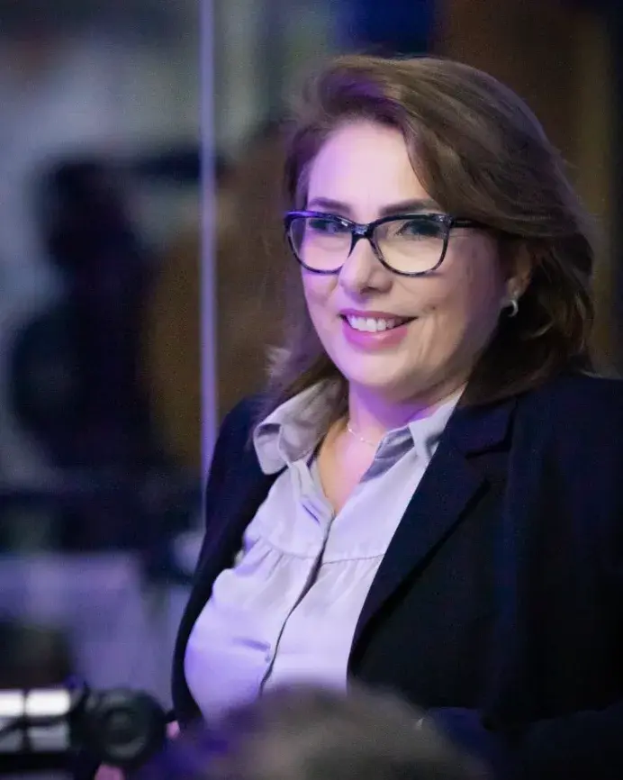 Fernanda Bufoni Locutora Ex aluna