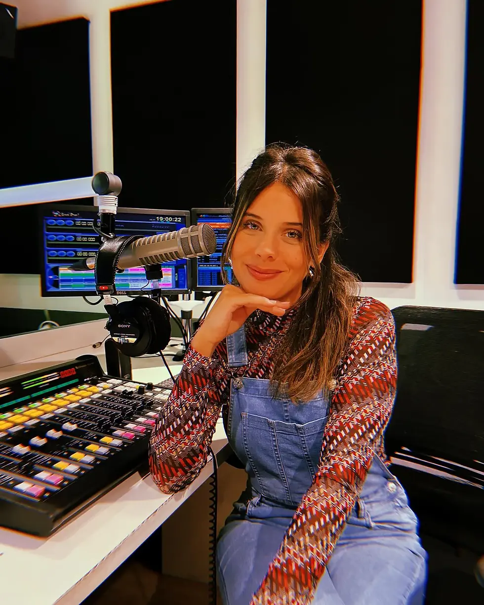 Louise Heine, locutora e comunicadora de rádio, ex-aluna da Escola de Rádio