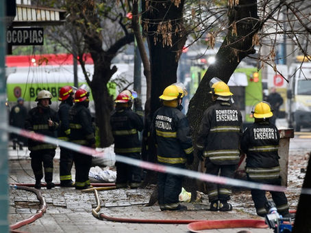 Incendio en un depósito de  Aloise
