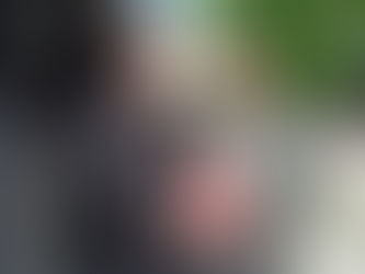 Sosyal medyada yazıları ve paylaşımlarından tanıdığım, mücadele insanı, değerli büyüğüm Sayın Muammer Doğan ile Pazar günü Eskişehir'de yüz yüze tanışma olanağı buldum. TÜRKİYE'DE YAŞAMAK "fikri hür, irfanı hür, vicdanı hür" Genç Yazılar kitabımızı armağan ettim, yakın ilgisi için teşekkür ederim. Saygılarımızla...