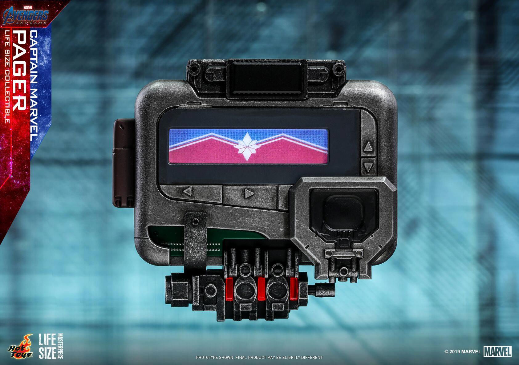 Hot Toys : AVENGERS: ENDGAME CAPTAIN MARVEL PAGER