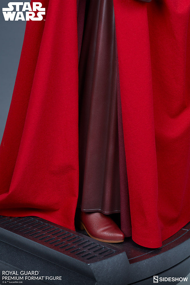 Thumbnail: SIDESHOW  PFF : Royal Guard
