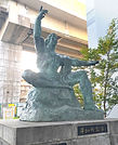 平和祈念像_edited.jpg