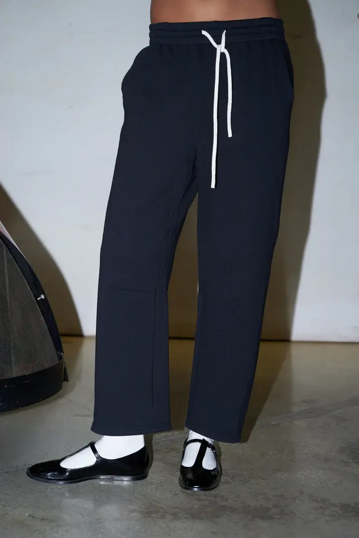 Thumbnail: perfectwhitetee-fallon fleece barrel pants