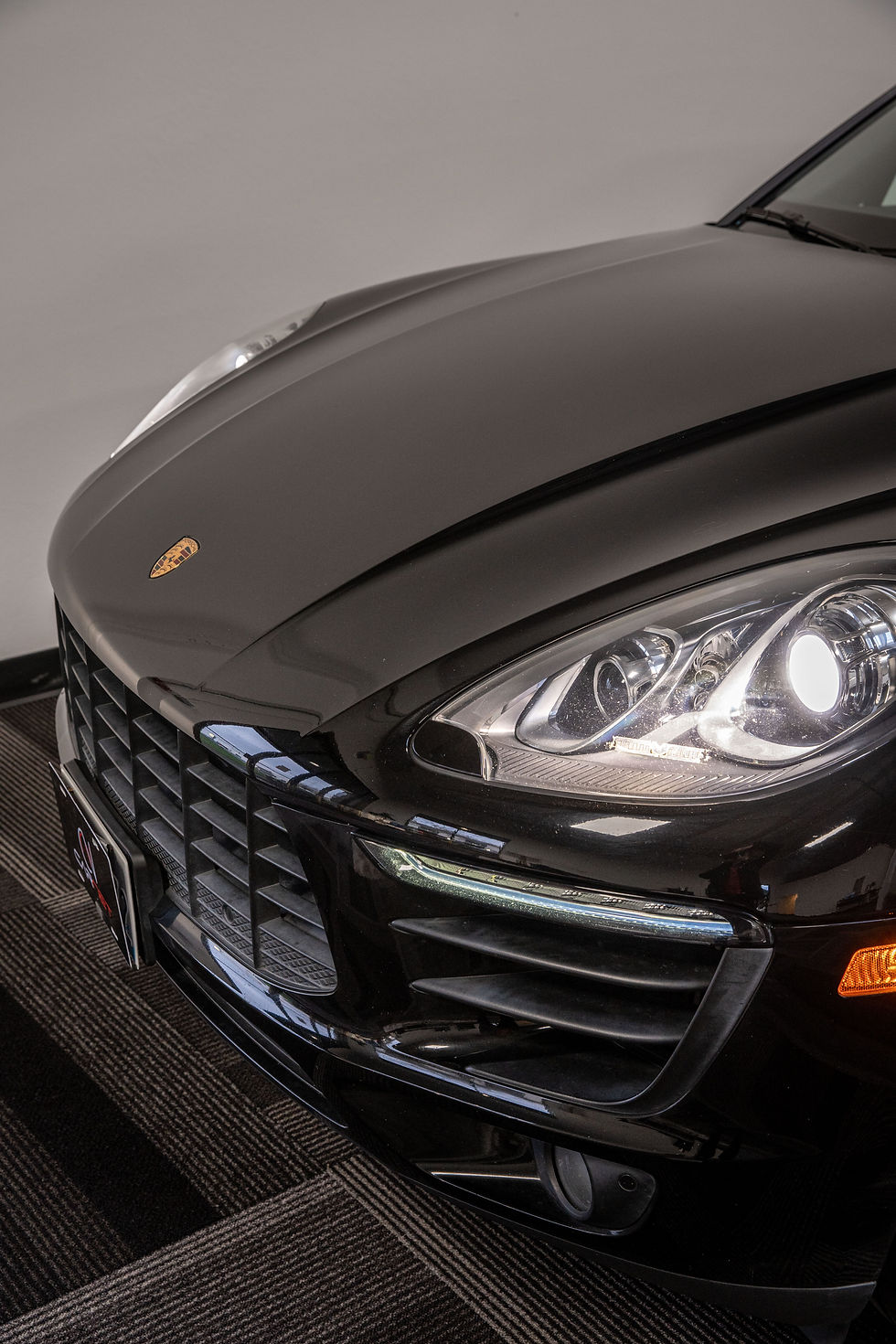 Thumbnail: 2017 PORSCHE MACAN S