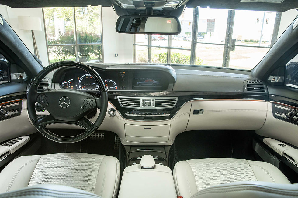 Thumbnail: 2011 MERCEDES-BENZ S63 AMG